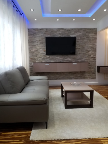 Bright, charming studio