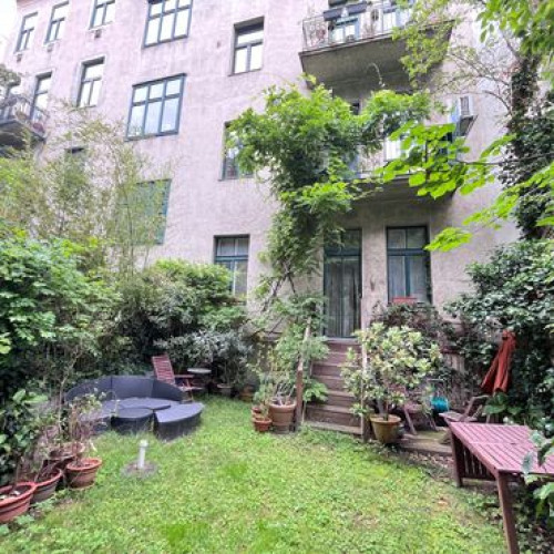 Vintage apartment with 2 bedrooms + garden, near Schönbrunn