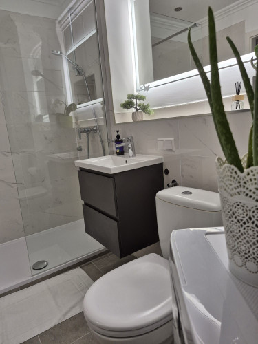 With Swimming Pool and Sauna in the Heart of the City | Underground Parking Included