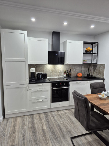 With Swimming Pool and Sauna in the Heart of the City | Underground Parking Included - Gallery - 33