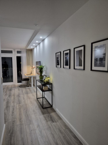 With Swimming Pool and Sauna in the Heart of the City | Underground Parking Included - Gallery - 36