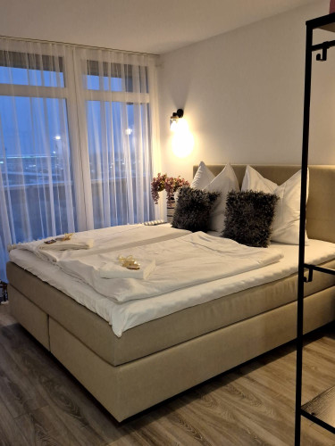 With Swimming Pool and Sauna in the Heart of the City | Underground Parking Included - Gallery - 23