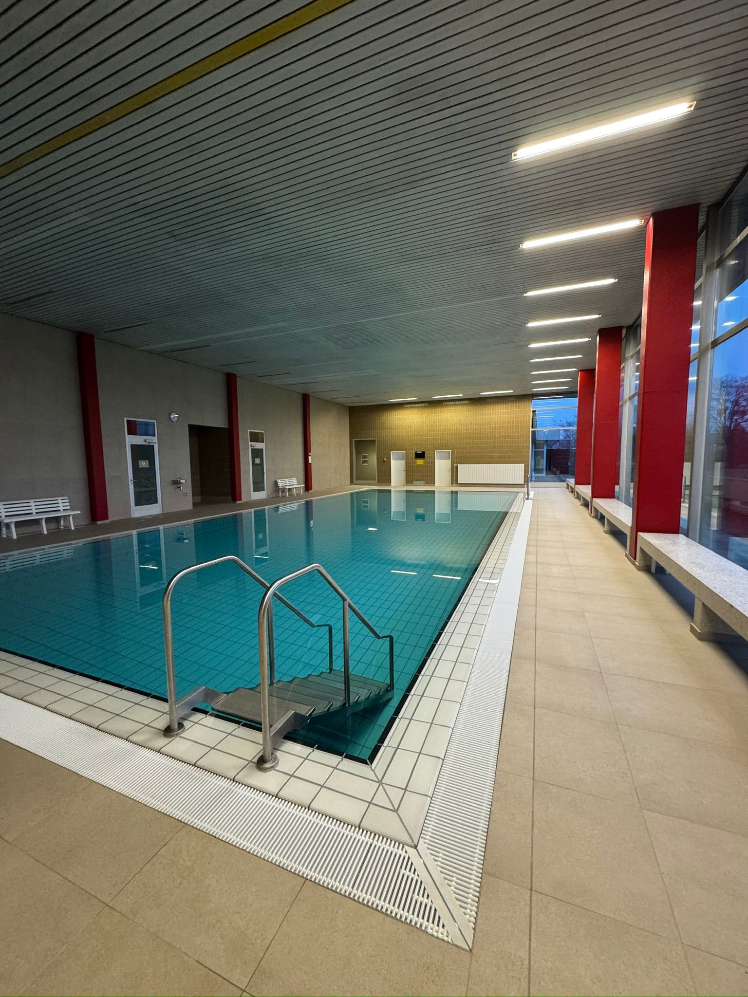 With Swimming Pool And Sauna In The Heart Of The City | Underground Parking Included - 4