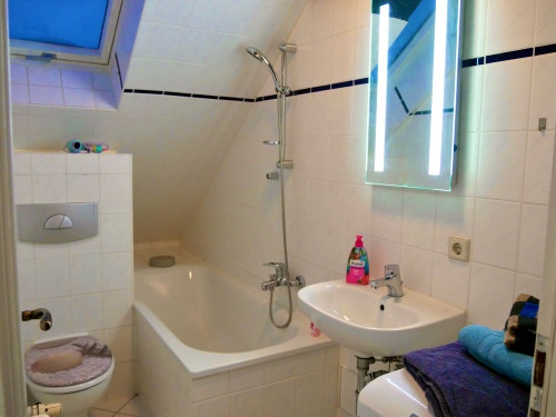 Fantastic 2 room apartment, very central, with terrace + balcony, newly renovated. - Gallery - 5