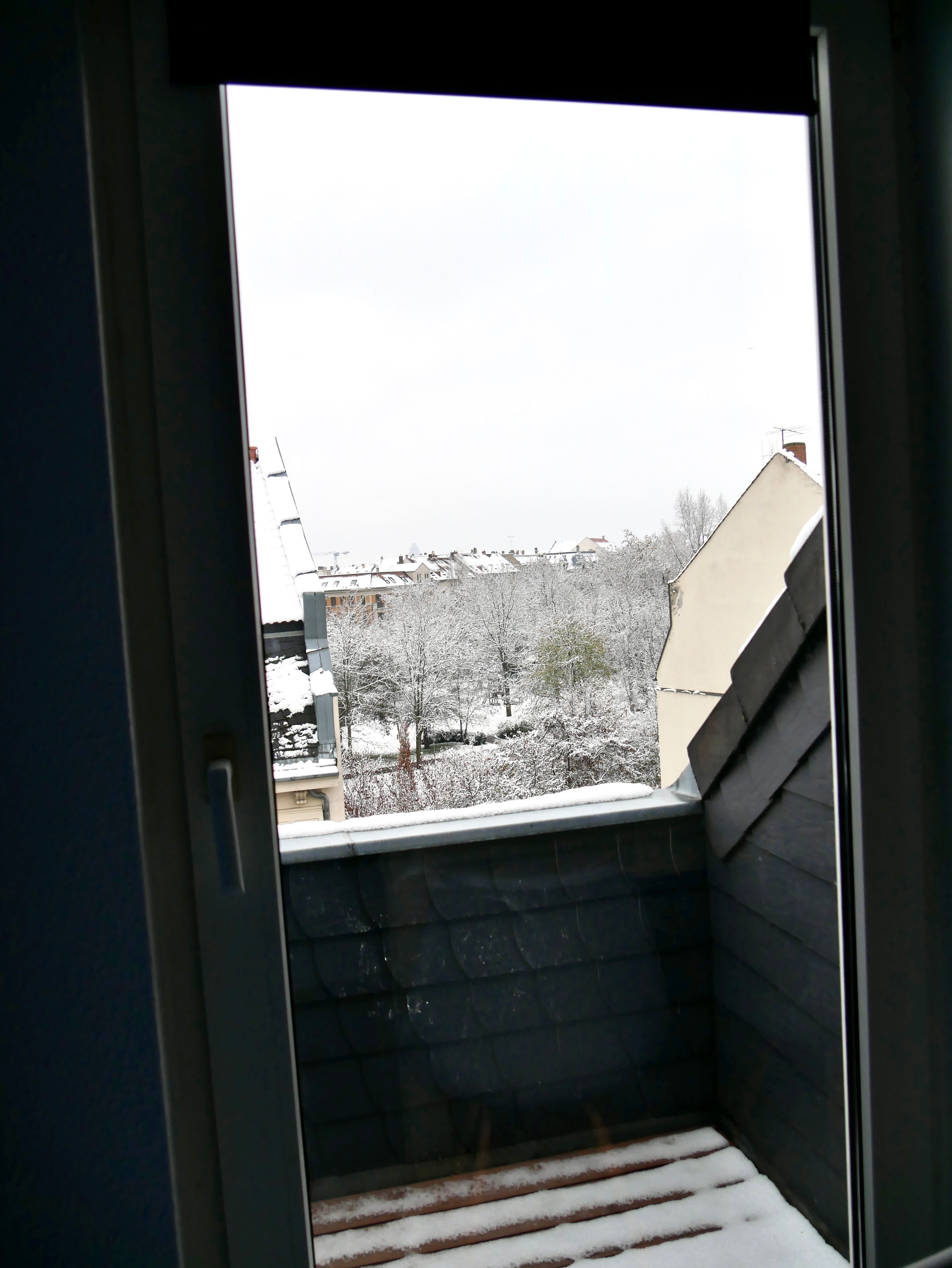 Fantastic 2 Room Apartment, Very Central, With Terrace + Balcony, Newly Renovated. - 7