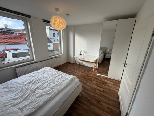 HyggeStay | central | 2x double bed | workspace | highspeed WiFi | charming & modern - Gallery - 7