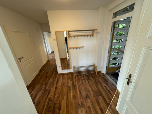 HyggeStay | central | 2x double bed | workspace | highspeed WiFi | charming & modern