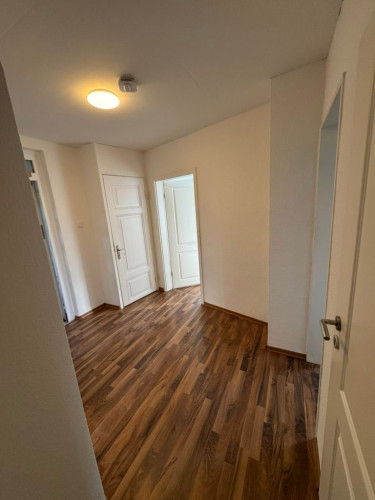 HyggeStay | central | 2x double bed | workspace | highspeed WiFi | charming & modern  - Gallery -  5