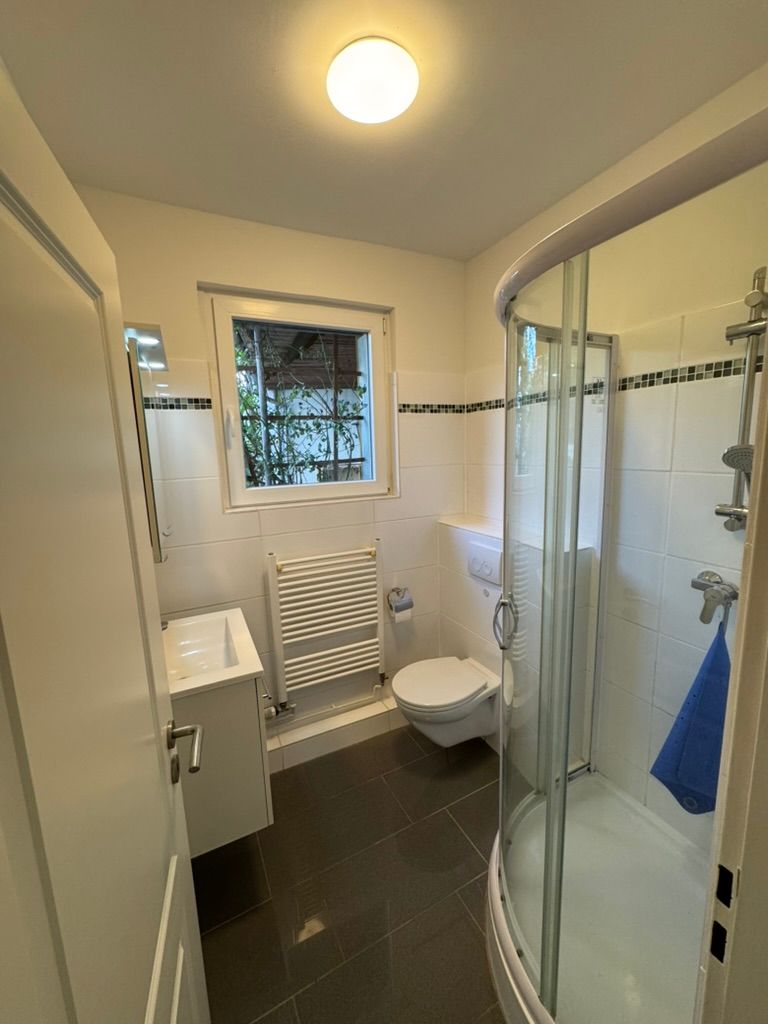  HyggeStay | Central | 2x Double Bed | Workspace | Highspeed WiFi | Charming & Modern  -  HyggeStay | central | 2x double bed | workspace | highspeed WiFi | charming & modern  - Gallery -  12
