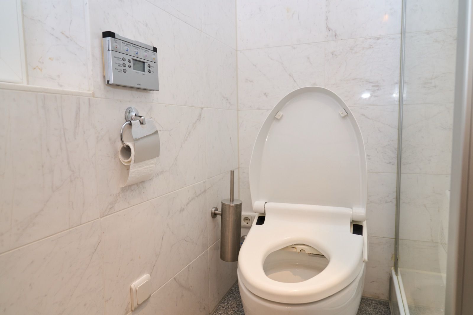  Luxus Studio In Trier, 10 Min Zur Porta Nigra, Inkl Parkplatz  -  Luxus Studio in Trier, 10 Min zur Porta Nigra, inkl Parkplatz  - Gallery -  8