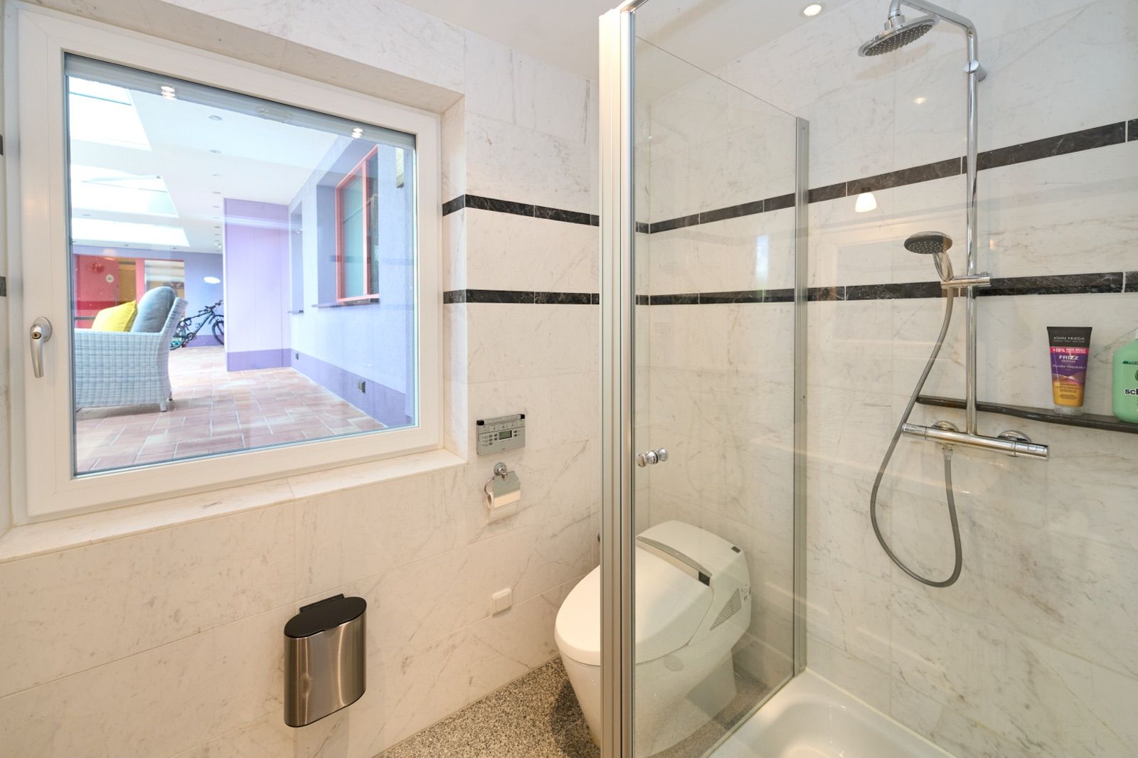  Luxus Studio In Trier, 10 Min Zur Porta Nigra, Inkl Parkplatz  -  Luxus Studio in Trier, 10 Min zur Porta Nigra, inkl Parkplatz  - Gallery -  10