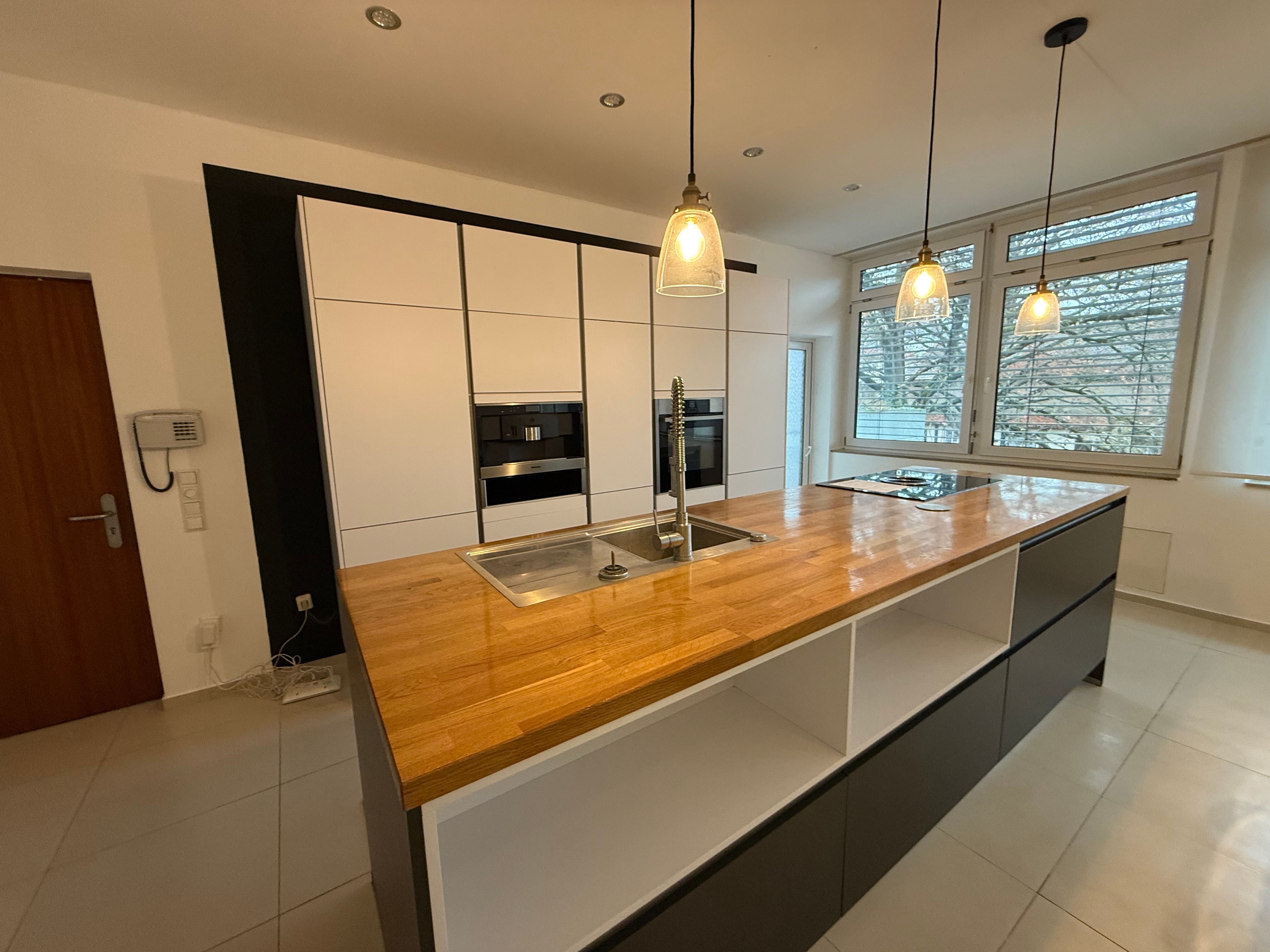 Fully Furnished Premium Loft – Sindelfingen City Center (Marktplatz) Available Now - 8
