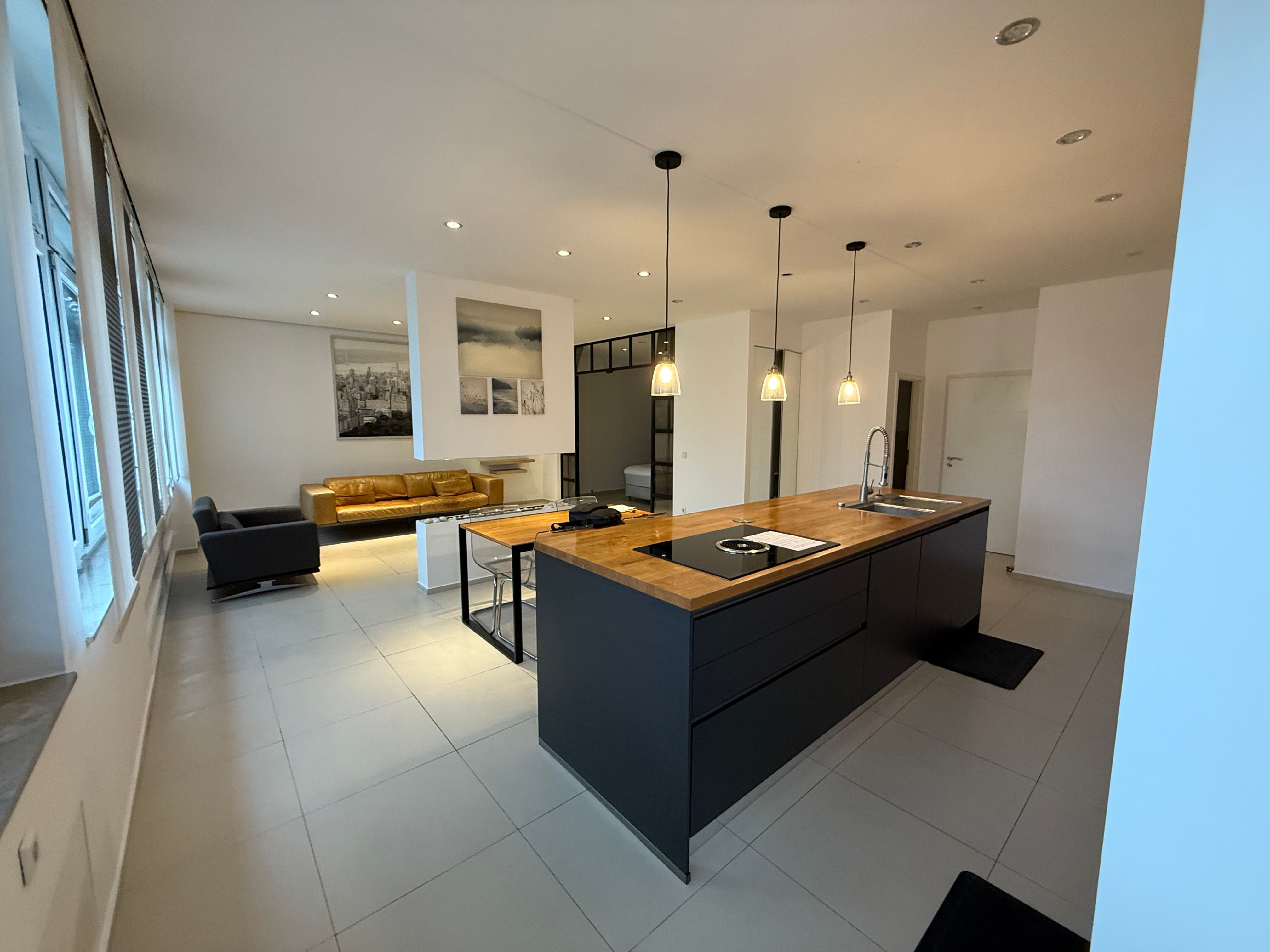 Fully Furnished Premium Loft – Sindelfingen City Center (Marktplatz) Available Now - 13