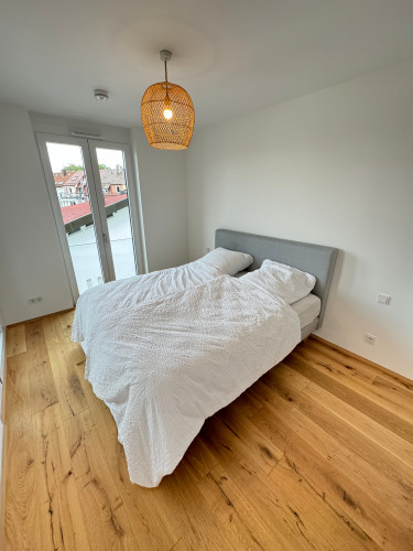 Exclusive, centrally located apartment in Ulm with excellent transport connections