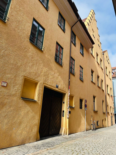 Stylish loft with roof terrace in Regensburg – newly available