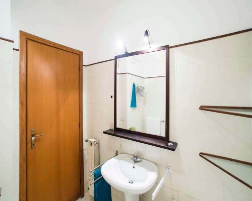 Stanza in Via dei Missaglia