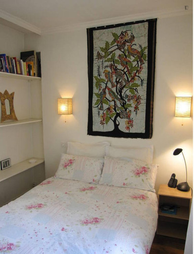 Cozy 1 Bedroom Apartment close to Notre-Dame-de-Lorette Metro