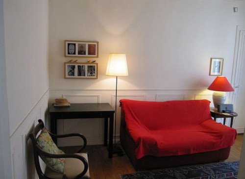 Cozy 1 Bedroom Apartment close to Notre-Dame-de-Lorette Metro