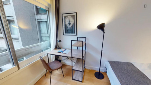 Appealing double ensuite bedroom in Saint-Lambert