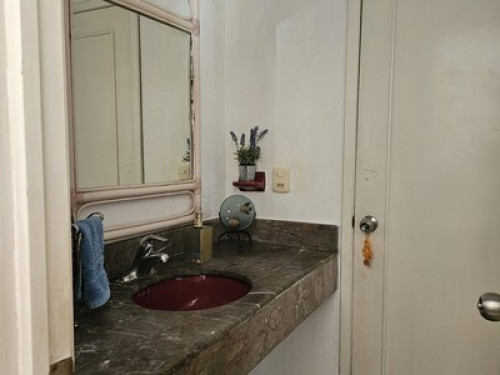 Habitación. Cocino y enseño español