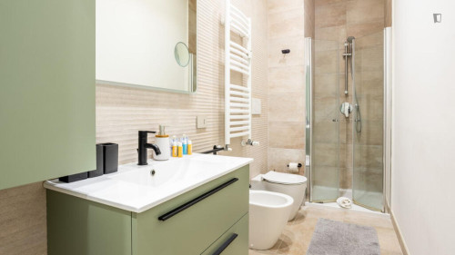 Charming 2-bedroom apartment near the Porta Romana train station