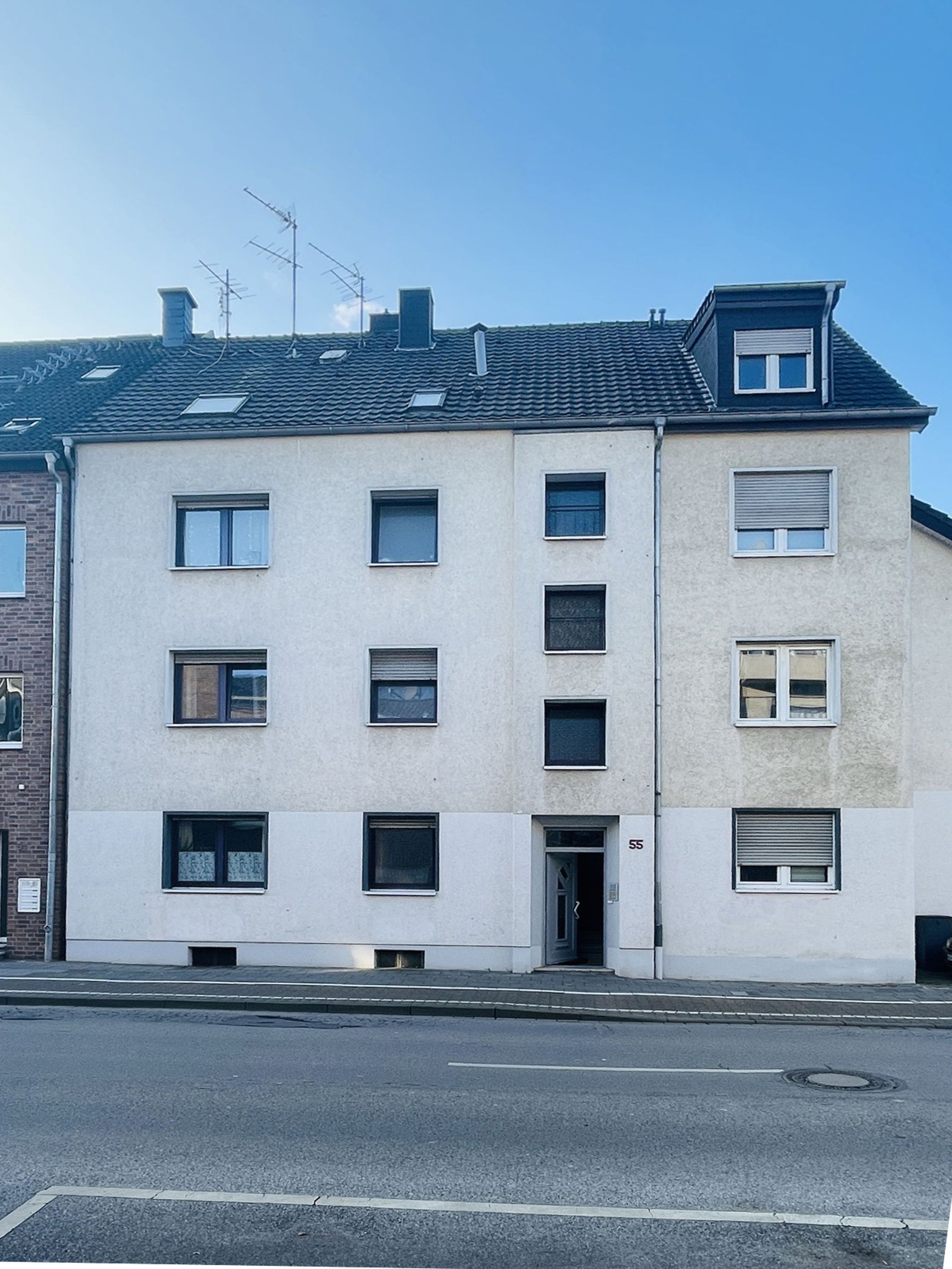  Charming City Flat In Mönchengladbach: Fully Equipped & Comfortable  -  Charming city flat in Mönchengladbach: fully equipped & comfortable  - Gallery -  13