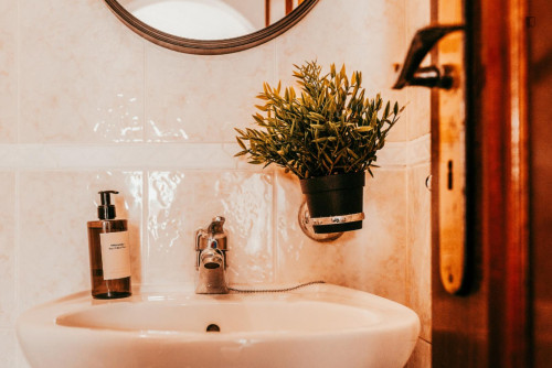 Welcoming 2 Bedroom House with outside area close to Alagoa Beach