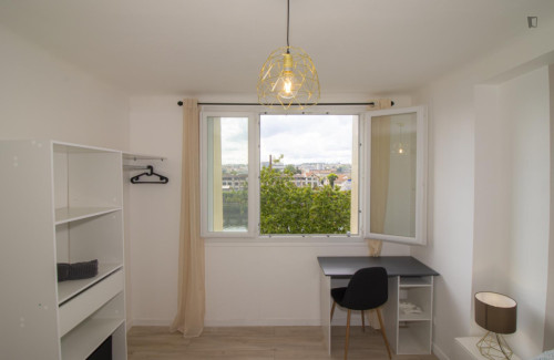 Very nice double bedroom in Choisy-le-Roi