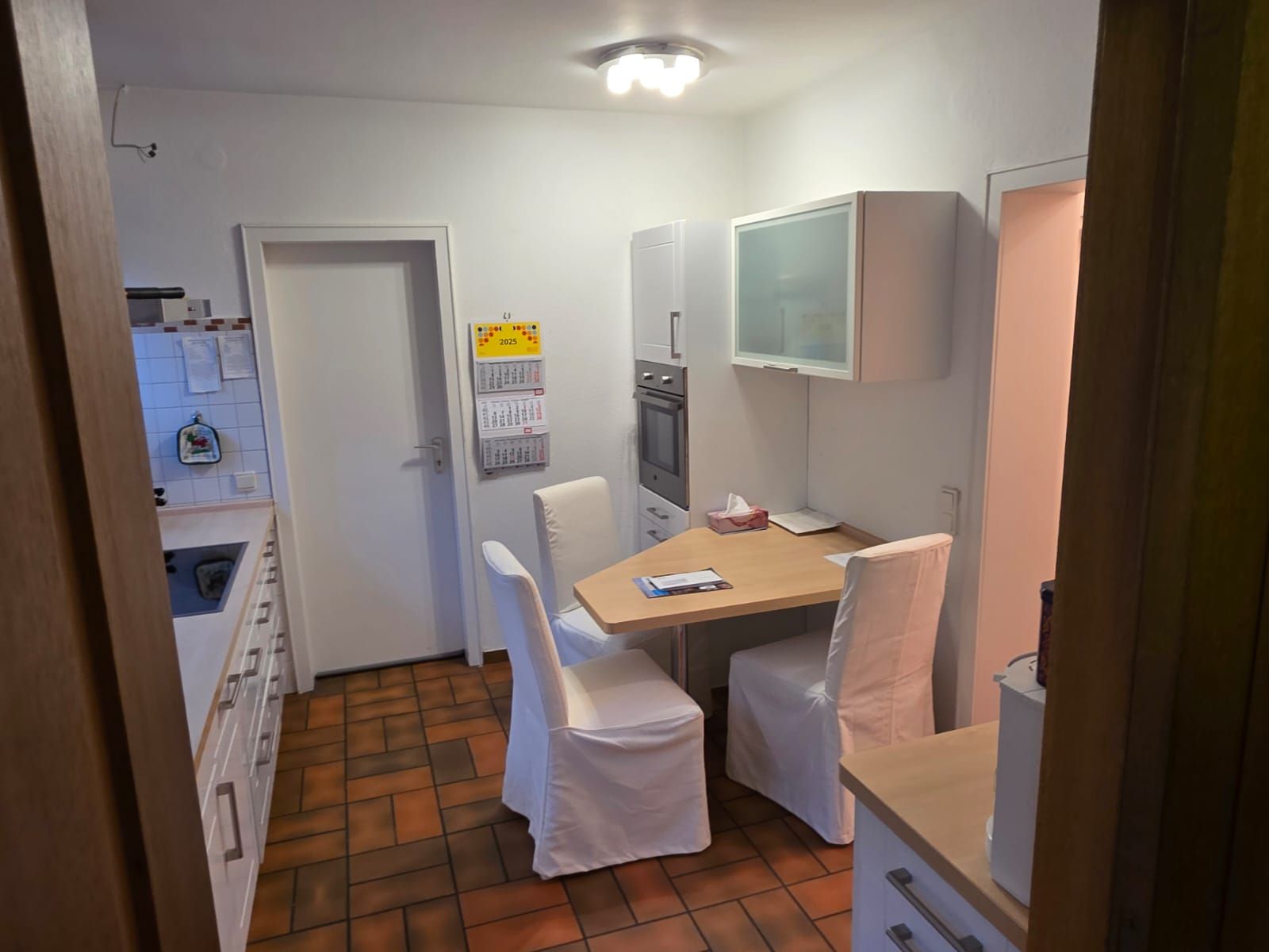  Großzügige 120m² Lichtdurchflutete Wohnung Im Grünen  -  großzügige 120m² lichtdurchflutete Wohnung im Grünen  - Gallery -  1