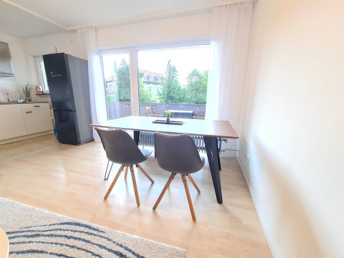 Lovely Apartment with Balcony & Parking - Gallery - 22