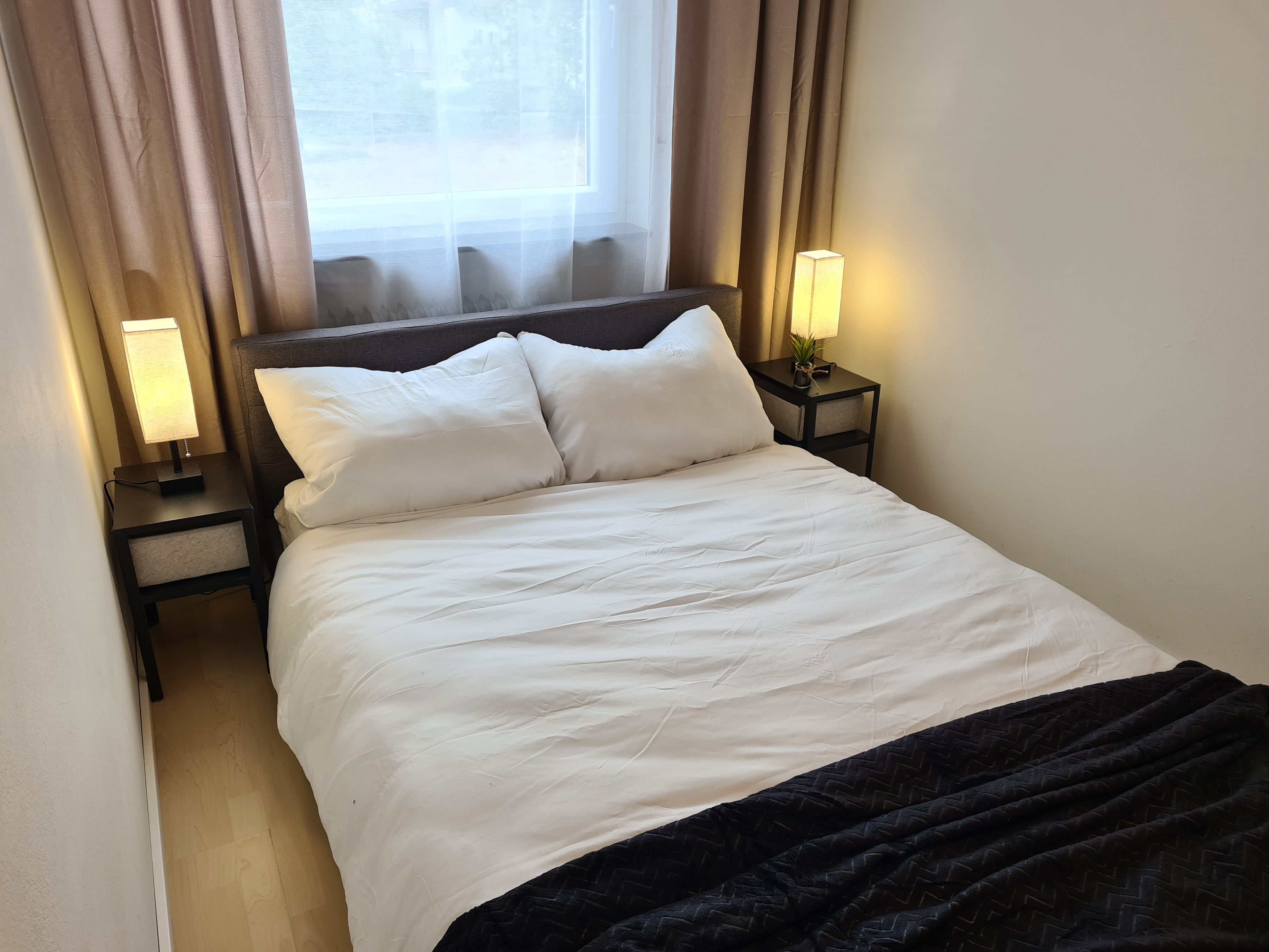 Lovely Apartment With Balcony & Parking - 11