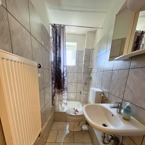 Spacious & neat apartment located in Neumünster