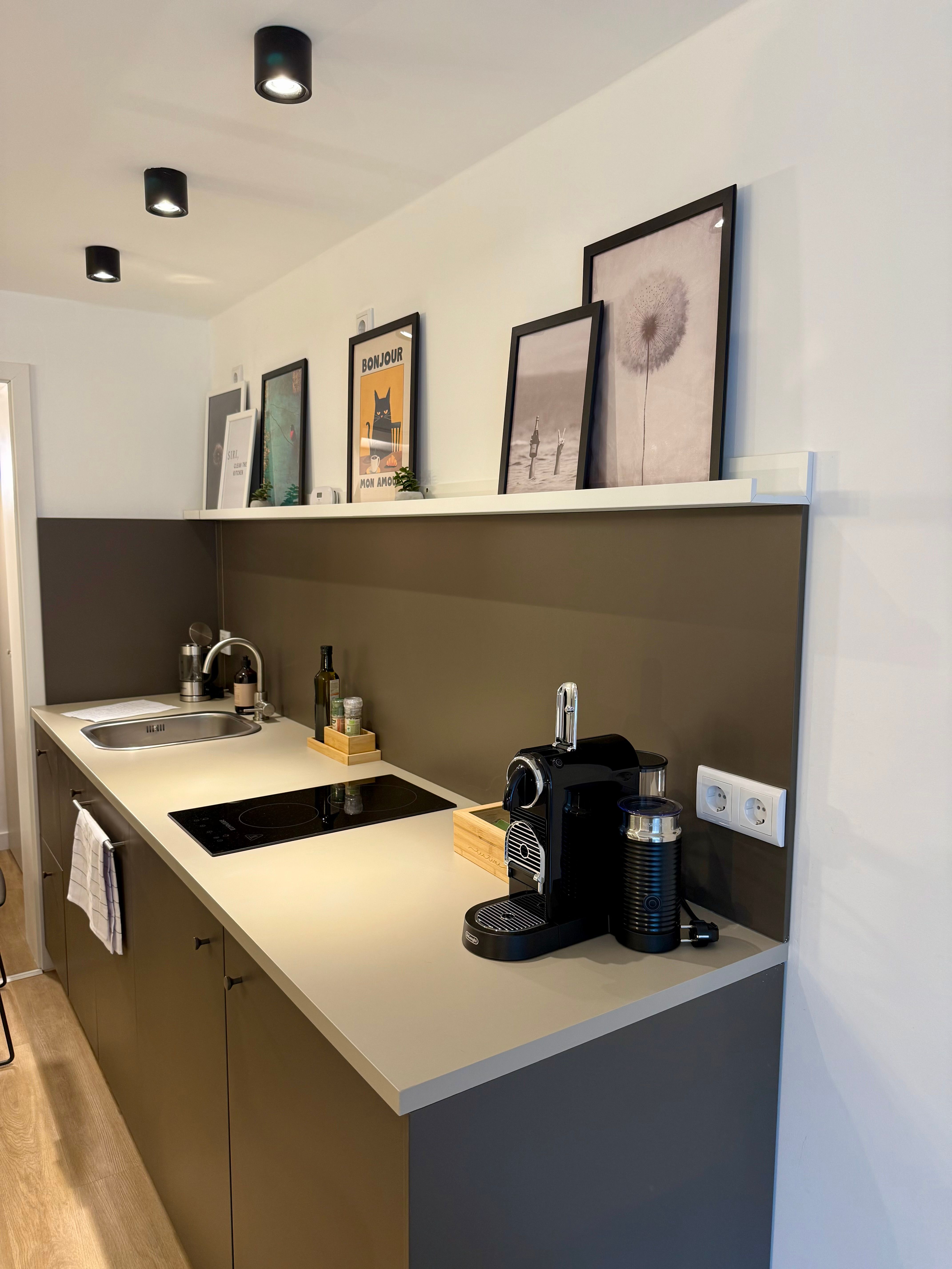 Zentrales Studio-Appartment Mit Terrasse - Zentrales Studio-Appartment mit Terrasse - Gallery - 17