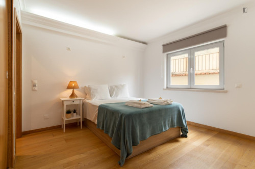 Vibrant 2 Bedroom Apartment with a balcony in front of Sesimbra Beach - Gallery - 21