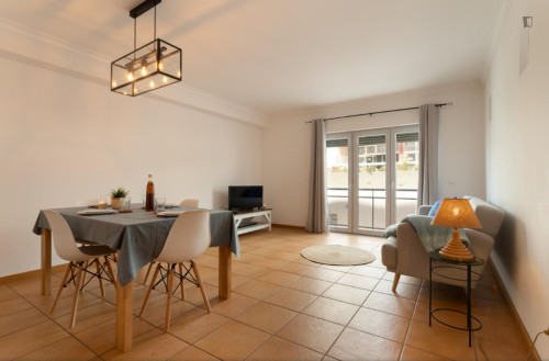 Vibrant 2 Bedroom Apartment with a balcony in front of Sesimbra Beach - Gallery - 29
