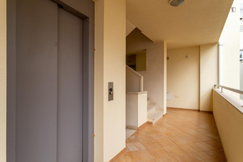 Vibrant 2 Bedroom Apartment with a balcony in front of Sesimbra Beach - Gallery - 14