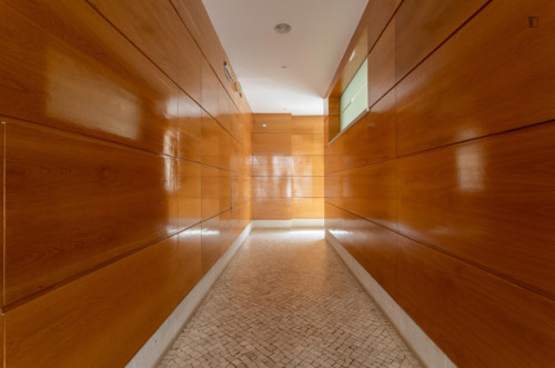 Vibrant 2 Bedroom Apartment with a balcony in front of Sesimbra Beach - Gallery - 18