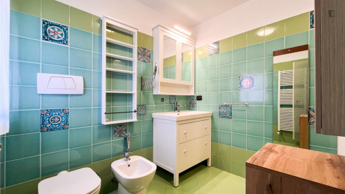 Alluring 1-bedroom apartment near Bovisa Durando campus of Politecnico di Milano  - Gallery -  5