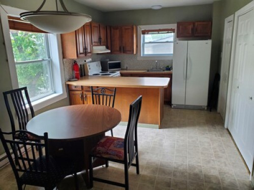 Longueuil Metro Station - Downtown Access