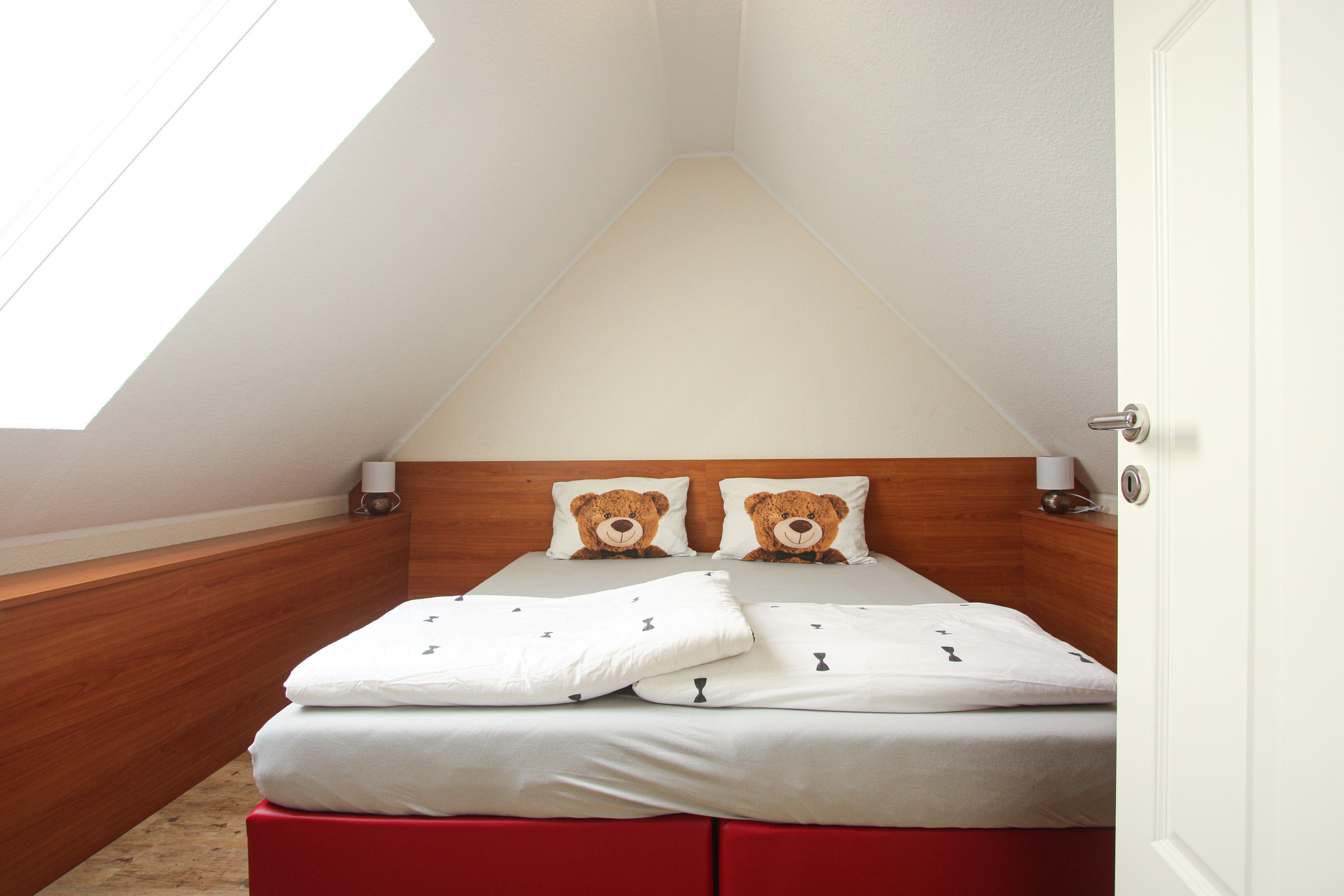 Modern, Luxuries, Clean And Top Location. NEW: Fast Charging Station Right At Your Doorstep! - modern, luxuries, clean and top location. NEW: Fast charging station right at your doorstep! - Gallery - 1