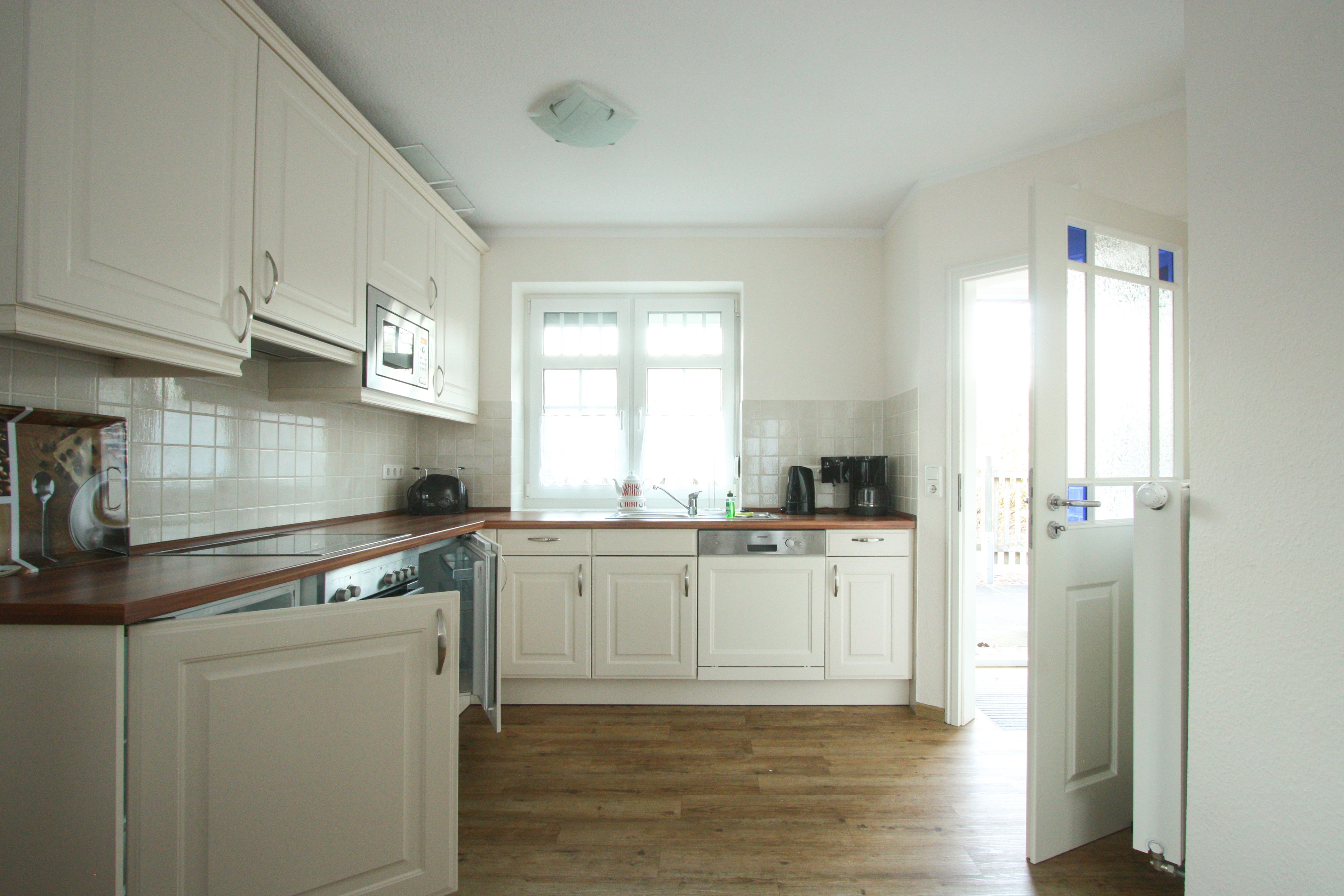  Modern, Luxuries, Clean And Top Location. NEW: Fast Charging Station Right At Your Doorstep!  -  modern, luxuries, clean and top location. NEW: Fast charging station right at your doorstep!  - Gallery -  23