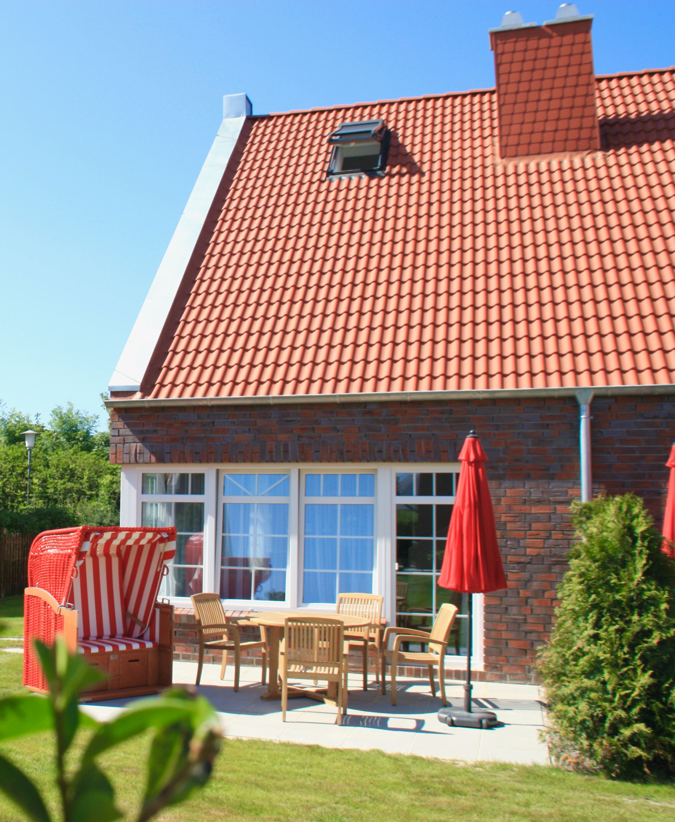  Modern, Luxuries, Clean And Top Location. NEW: Fast Charging Station Right At Your Doorstep!  -  modern, luxuries, clean and top location. NEW: Fast charging station right at your doorstep!  - Gallery -  15