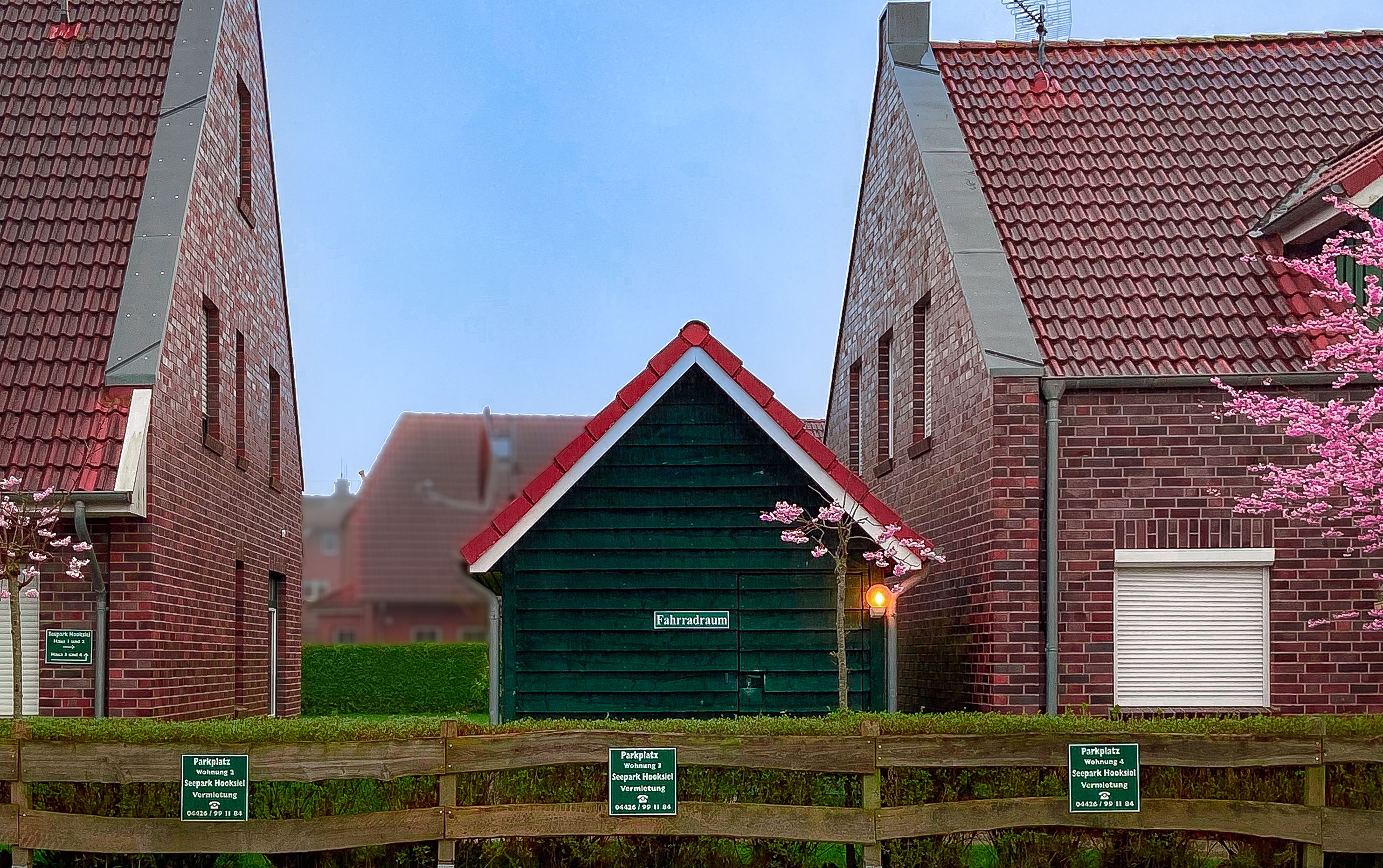  Modern, Luxuries, Clean And Top Location. NEW: Fast Charging Station Right At Your Doorstep!  -  modern, luxuries, clean and top location. NEW: Fast charging station right at your doorstep!  - Gallery -  27