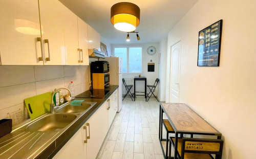 Neat, lovely private room