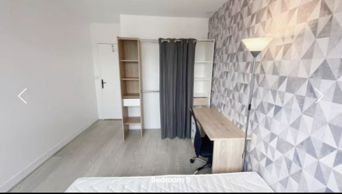 Beautiful private Room 5 min walk to metro line 8