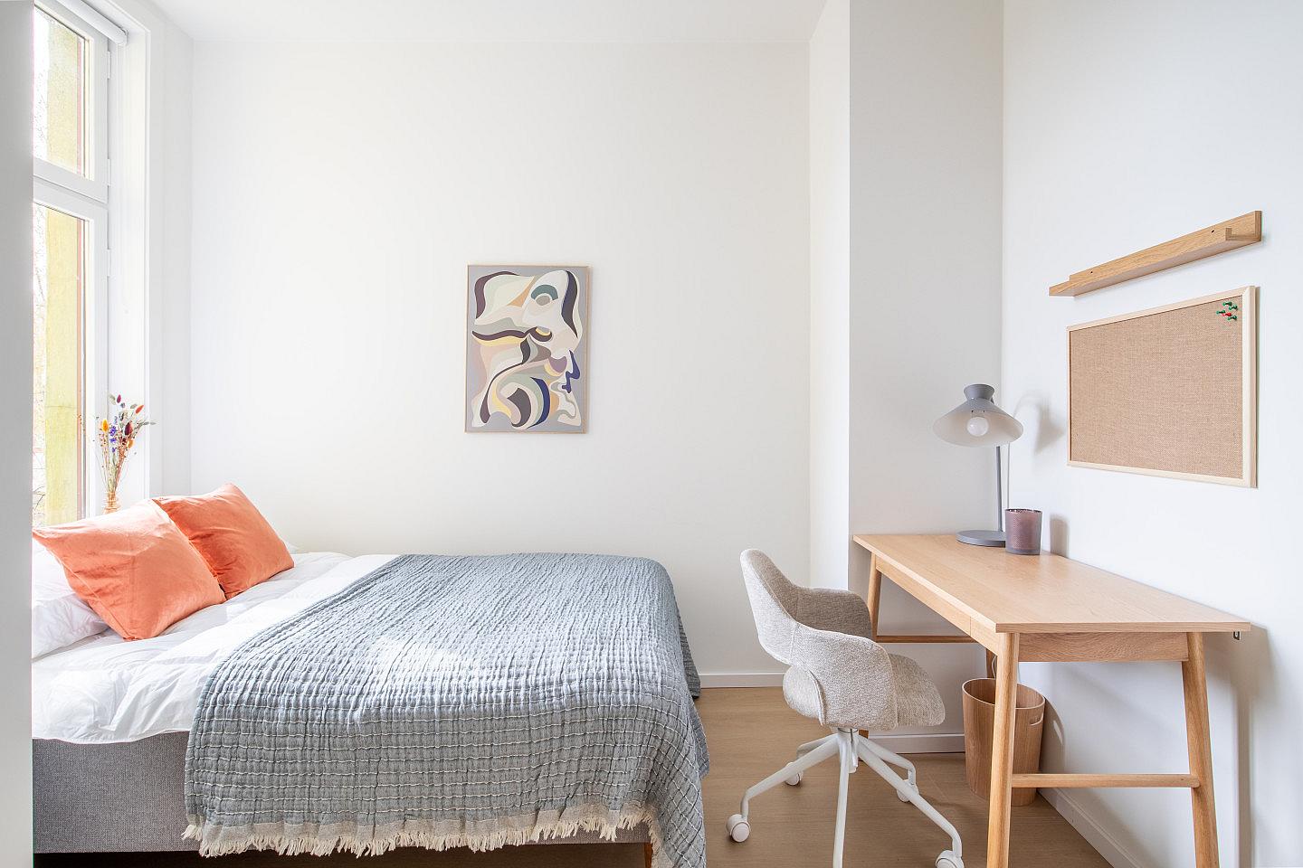 Room 1 - Standard - Private - 5
