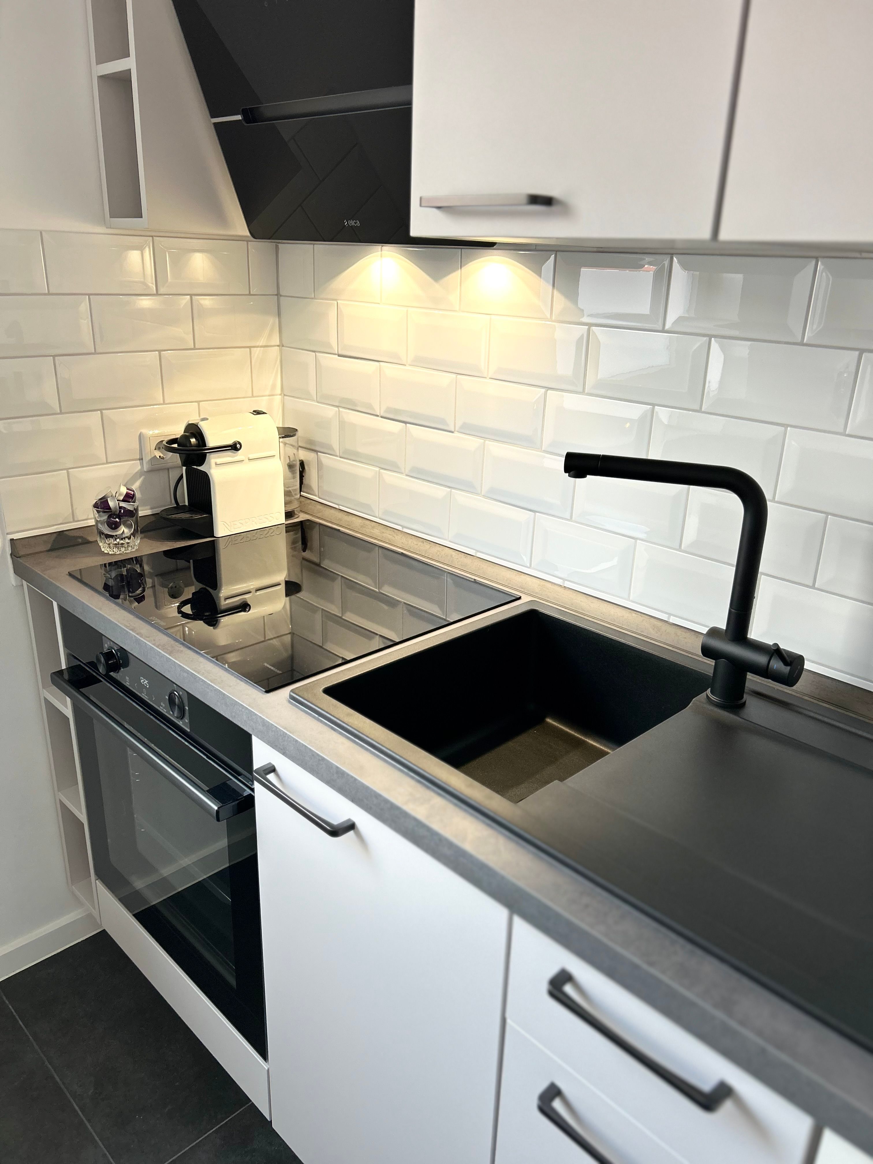 New Renovated Full Equipped And Cosy Appartment In Top Location - 12