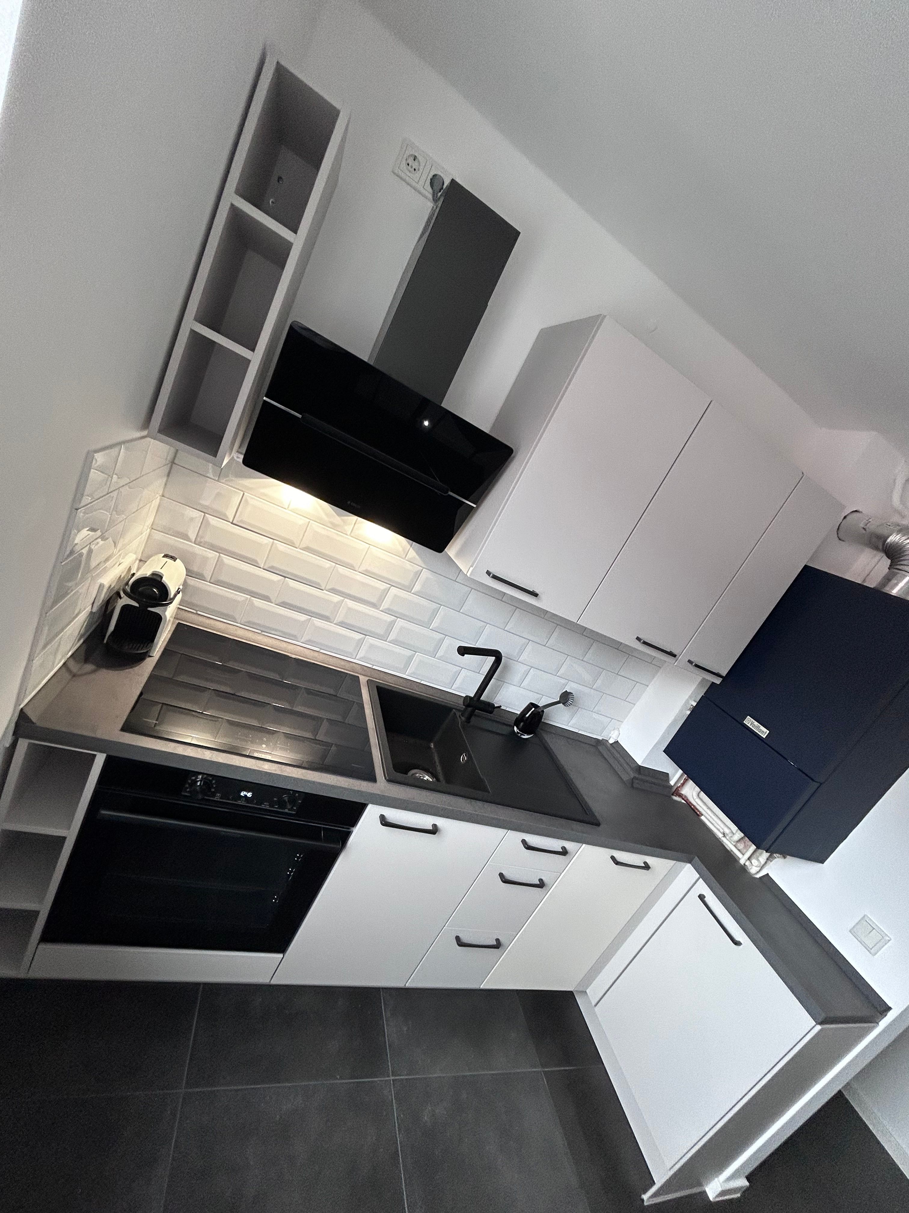 New Renovated Full Equipped And Cosy Appartment In Top Location - 11