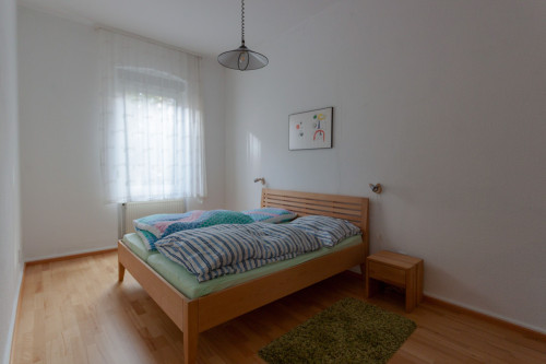 Quiet and charming apartment in central city location with southside view