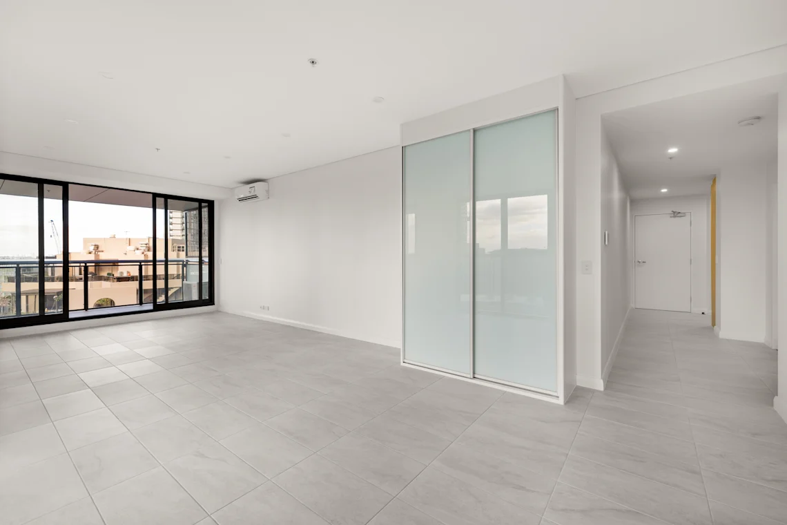  Unfurnished 3 Bedrooms 2 Bathrooms  -  UKO Parramatta Central  - Gallery -  9